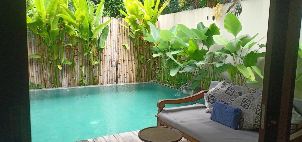 One-Bedroom Pool Villa One-Time Floating