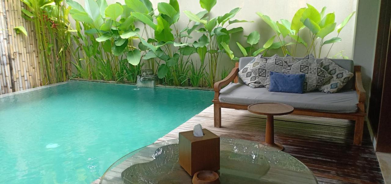 One-Bedroom Pool Villa One-Time Floating