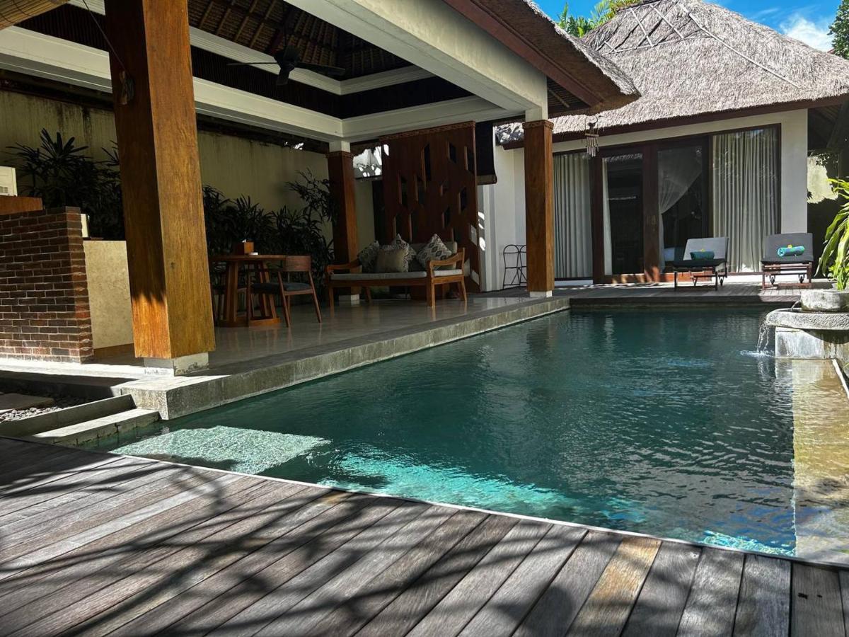 Deluxe Pool Villa One-Time Floating