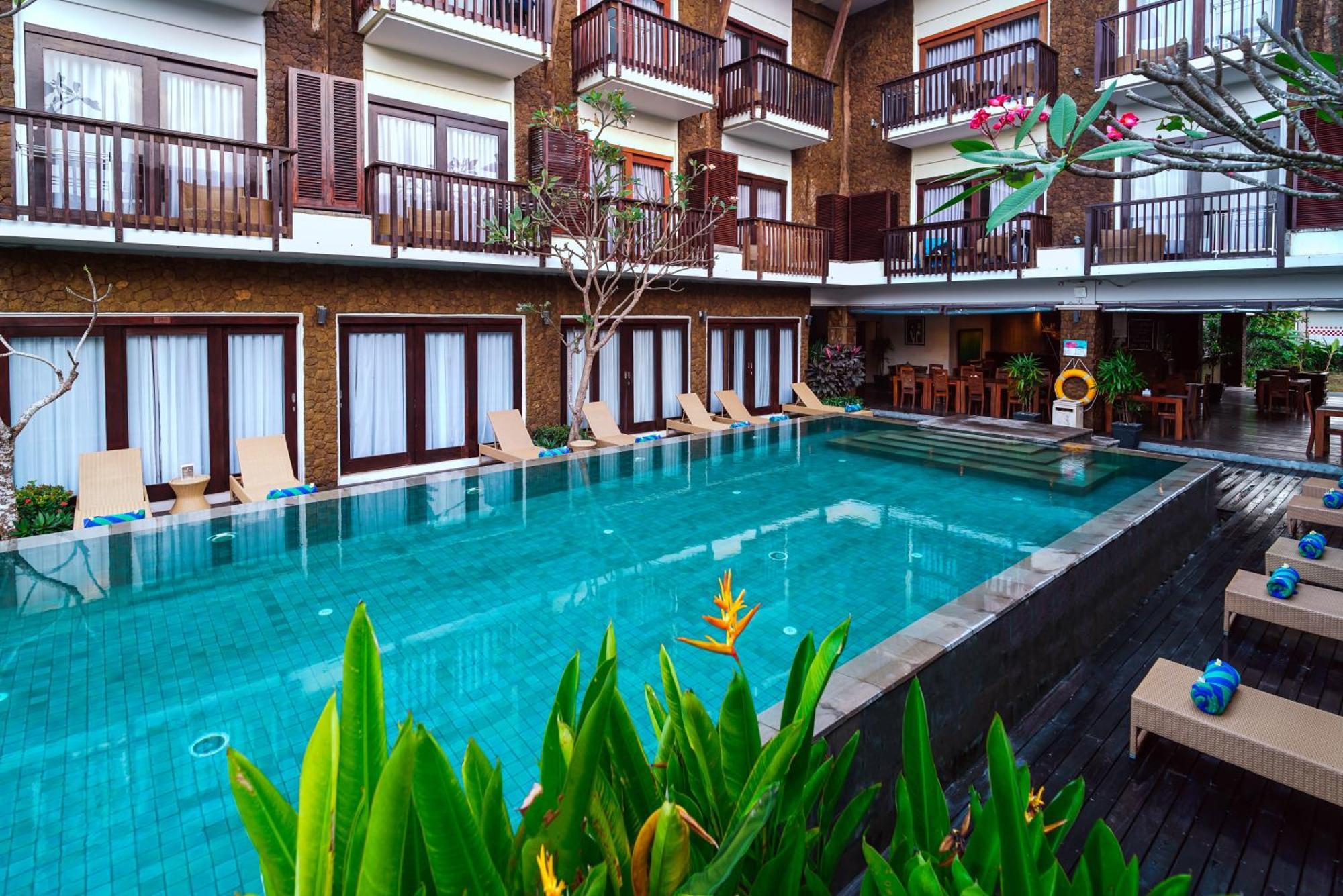 Kirana Double Room with Pool Access